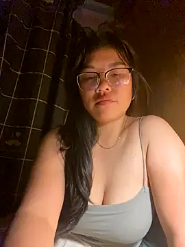 Snapshot of sexybaby_00 chatting on 23, 9, 2025 sexybaby 00 online show from 23, 9, 2025