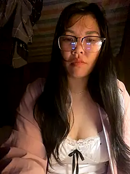 Snapshot of sexybaby_00 chatting on 28, 9, 2025 sexybaby 00 online show from 28, 9, 2025