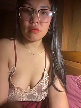 Snapshot of sexybaby_00 chatting on 28, 9, 2025 sexybaby 00 online show from 28, 9, 2025