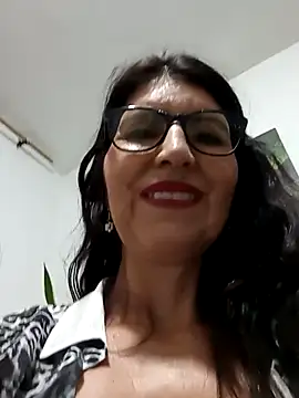Snapshot of swity_foster chatting on 24, 9, 2025 swity foster online show from 24, 9, 2025