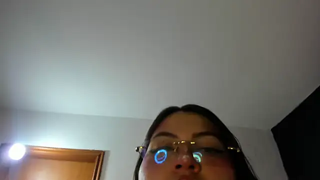 Snapshot of Tessa_Sinclaire chatting on 26, 6, 2026 Tessa Sinclaire online show from 26, 6, 2026
