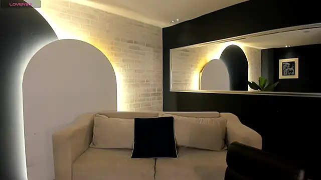 NataliaGaret online show from 2, 4, 2026