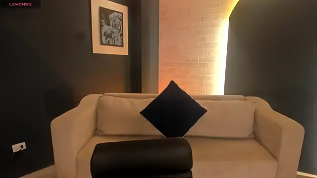 AyshelBrown online show from 12, 2, 2026