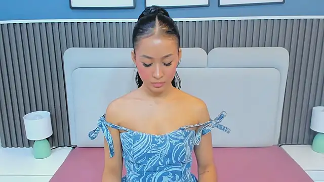 lily  star online show from 28, 2, 2026