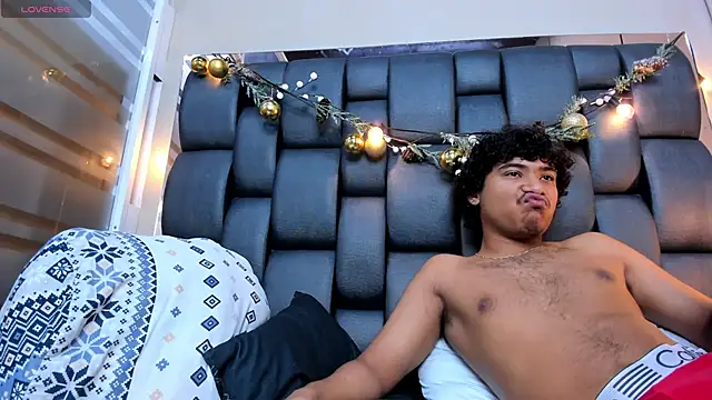 Miriam milf online show from 16, 3, 2026