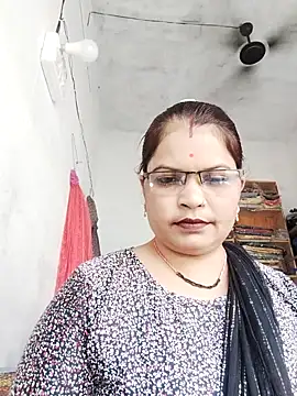 Snapshot of Bhavna_hot chatting on 3, 10, 2025 Bhavna hot online show from 3, 10, 2025