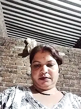 Snapshot of Bhavna_hot chatting on 4, 10, 2025 Bhavna hot online show from 4, 10, 2025