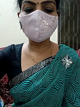 Snapshot of Rithya27 chatting on 26, 9, 2025 Rithya27 online show from 26, 9, 2025