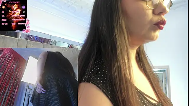 Snapshot of MaryCalypso chatting on 10, 9, 2025 MaryCalypso online show from 10, 9, 2025