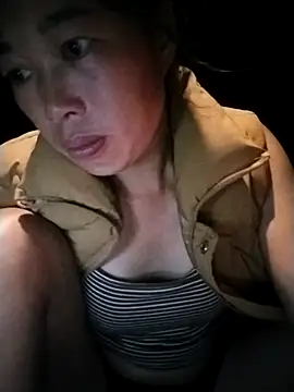 Snapshot of MayLyy chatting on 7, 10, 2025 MayLyy online show from 7, 10, 2025