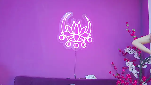 Maylu Fox online show from 10, 1, 2026