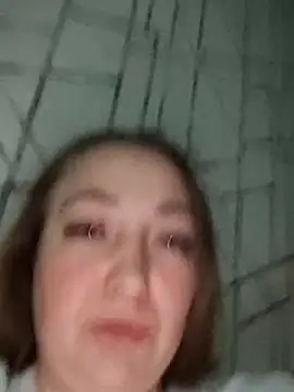 Snapshot of Kiss_Eva chatting on 4, 12, 2025 Kiss Eva online show from 4, 12, 2025