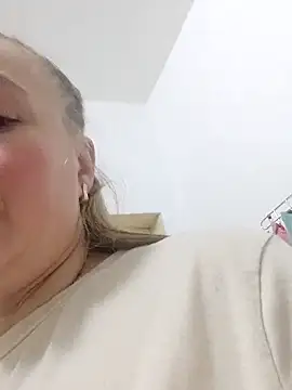 Snapshot of Kiss_Eva chatting on 8, 2, 2026 Kiss Eva online show from 8, 2, 2026