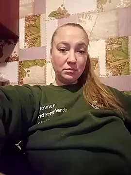 Kiss Eva online show from 11, 4, 2026