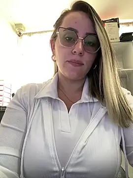 Snapshot of CurvyLust_x chatting on 23, 3, 2026 CurvyLust x online show from 23, 3, 2026