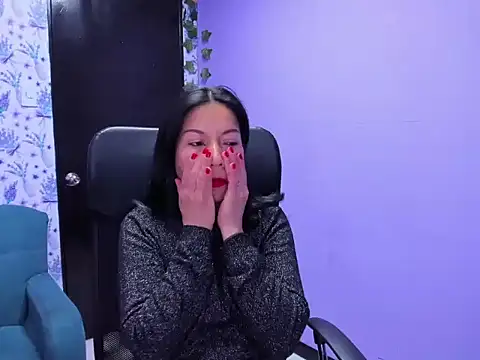 Megan Collinss  online show from 14, 10, 2025