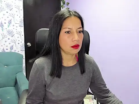 Megan Collinss  online show from 17, 10, 2025