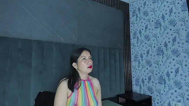 Megan Collinss  online show from 20, 12, 2025