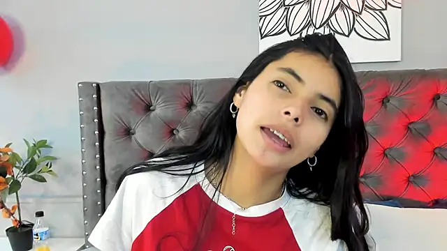 Snapshot of sophiielust chatting on 17, 9, 2025 sophiielust online show from 17, 9, 2025
