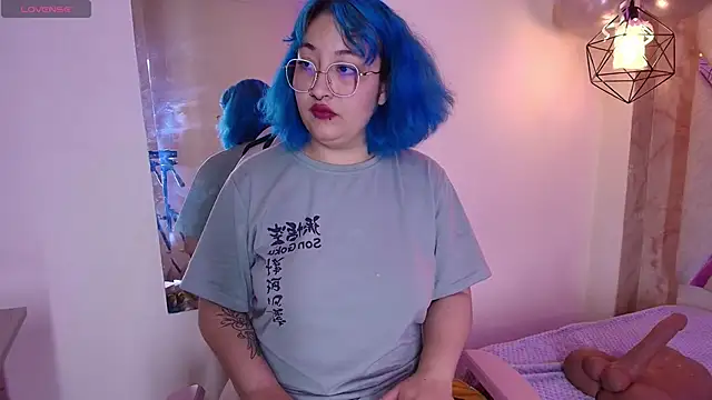 Lilith curvy online show from 20, 9, 2025