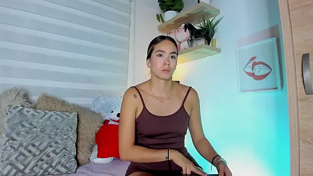 sara madrid online show from 25, 3, 2026