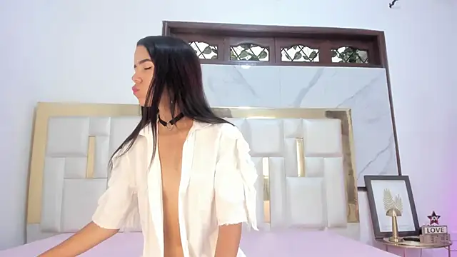 Snapshot of HilaryStarkx chatting on 21, 9, 2025 HilaryStarkx online show from 21, 9, 2025