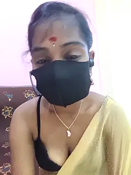 Snapshot of mounika26 chatting on 9, 9, 2025 mounika26 online show from 9, 9, 2025