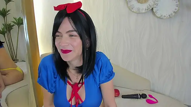 Velora   online show from 30, 9, 2025