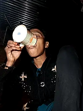 Pinki thakur 1 online show from 5, 12, 2025