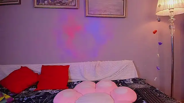 VelvetBlitz online show from 12, 11, 2025