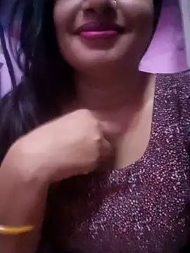 Snapshot of TINASONI chatting on 22, 9, 2025 TINASONI online show from 22, 9, 2025