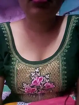 Snapshot of TINASONI chatting on 23, 9, 2025 TINASONI online show from 23, 9, 2025