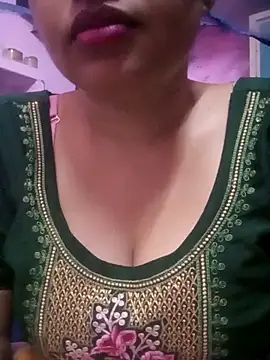 Snapshot of TINASONI chatting on 27, 9, 2025 TINASONI online show from 27, 9, 2025