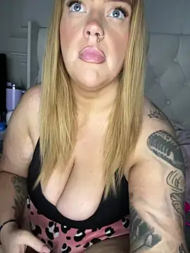 MysteriousMylaX online show from 20, 12, 2025