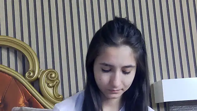 Snapshot of CarolinaBlair chatting on 18, 5, 2026 CarolinaBlair online show from 18, 5, 2026