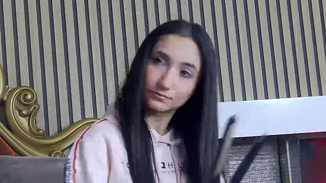 Snapshot of CarolinaBlair chatting on 20, 5, 2026 CarolinaBlair online show from 20, 5, 2026