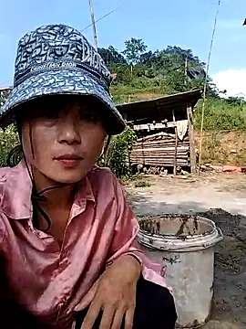 linda bae00 online show from 12, 10, 2025