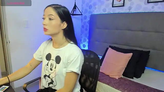 Snapshot of celeste__clark chatting on 24, 11, 2025 celeste clark online show from 24, 11, 2025