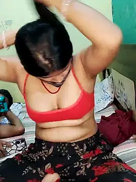 Snapshot of Desi_masti69 chatting on 12, 10, 2025 Desi masti69 online show from 12, 10, 2025