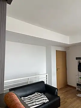 Danielaeliana online show from 9, 1, 2026