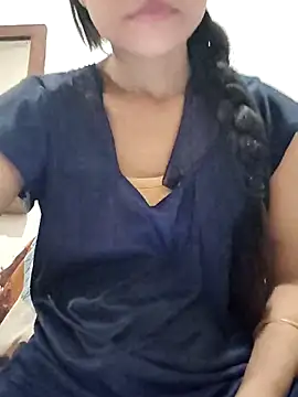 Snapshot of Komal0099 chatting on 12, 9, 2025 Komal0099 online show from 12, 9, 2025