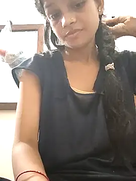 Snapshot of Komal0099 chatting on 16, 9, 2025 Komal0099 online show from 16, 9, 2025