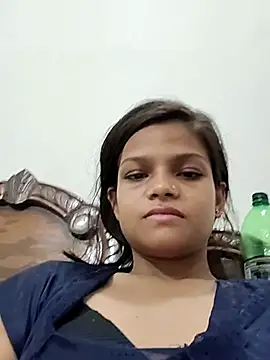 Snapshot of Komal0099 chatting on 7, 10, 2025 Komal0099 online show from 7, 10, 2025
