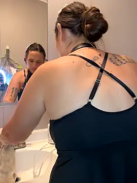 lillylooney online show from 24, 9, 2025