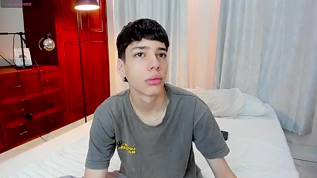 Snapshot of oblivion_deku chatting on 23, 10, 2025 oblivion deku online show from 23, 10, 2025