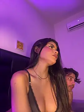 MiaSkylar online show from 13, 3, 2026