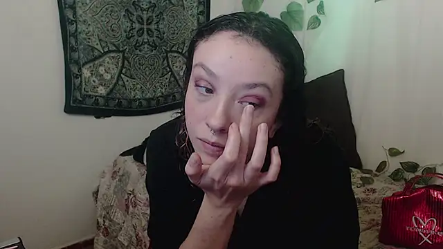 Snapshot of MysticNight_ chatting on 7, 11, 2025 MysticNight online show from 7, 11, 2025