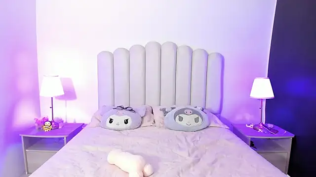 SofieBunnie online show from 29, 9, 2025