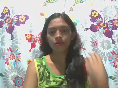 Snapshot of preggymom19 chatting on 20, 10, 2025 preggymom19 online show from 20, 10, 2025