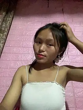 Snapshot of milo_bae chatting on 29, 10, 2025 milo bae online show from 29, 10, 2025